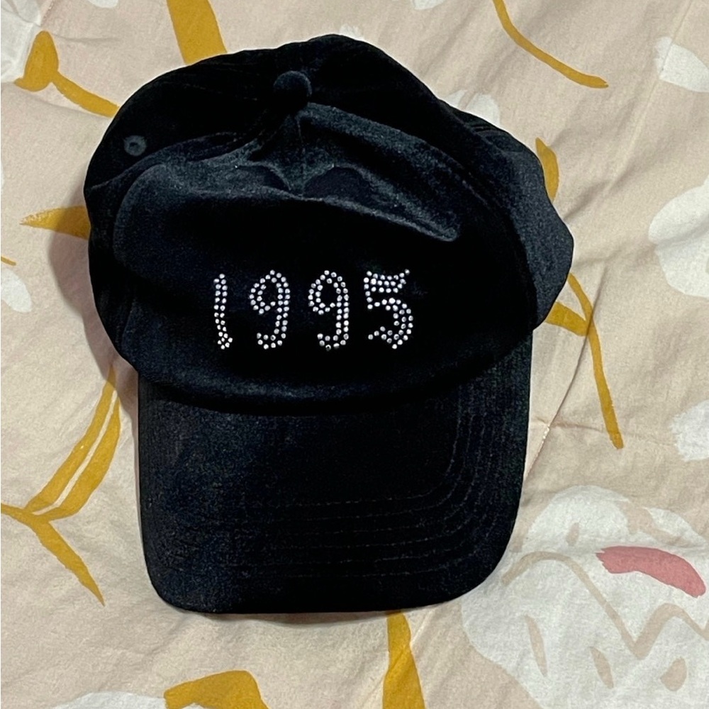 Forever 21 Yuki Haze 1995 Baseball Cap